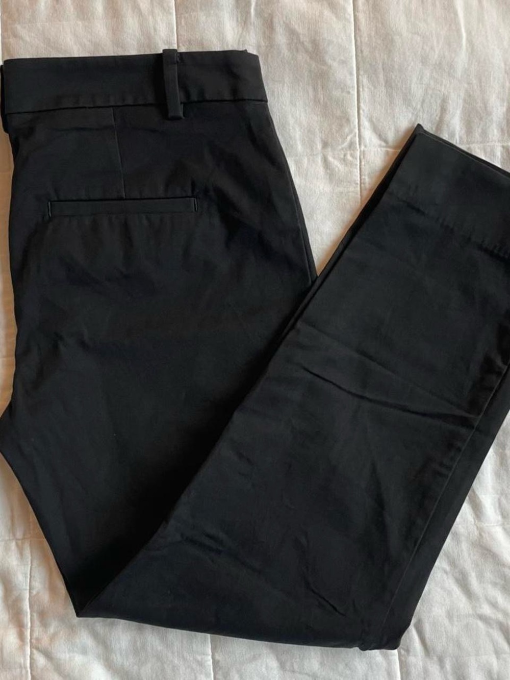 Ann Taylor Black Capri Pants - 0